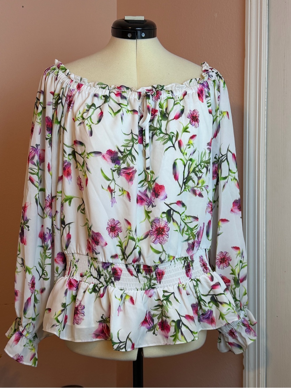 International Concepts Women’s White Floral Off-Shoulder Peasant Blouse